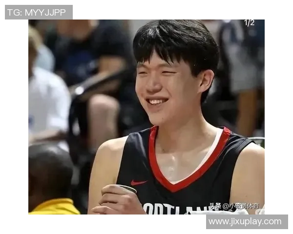 13分钟炸穿主场！杨瀚森凭啥让美国媒体喊他拿竞赛用球？